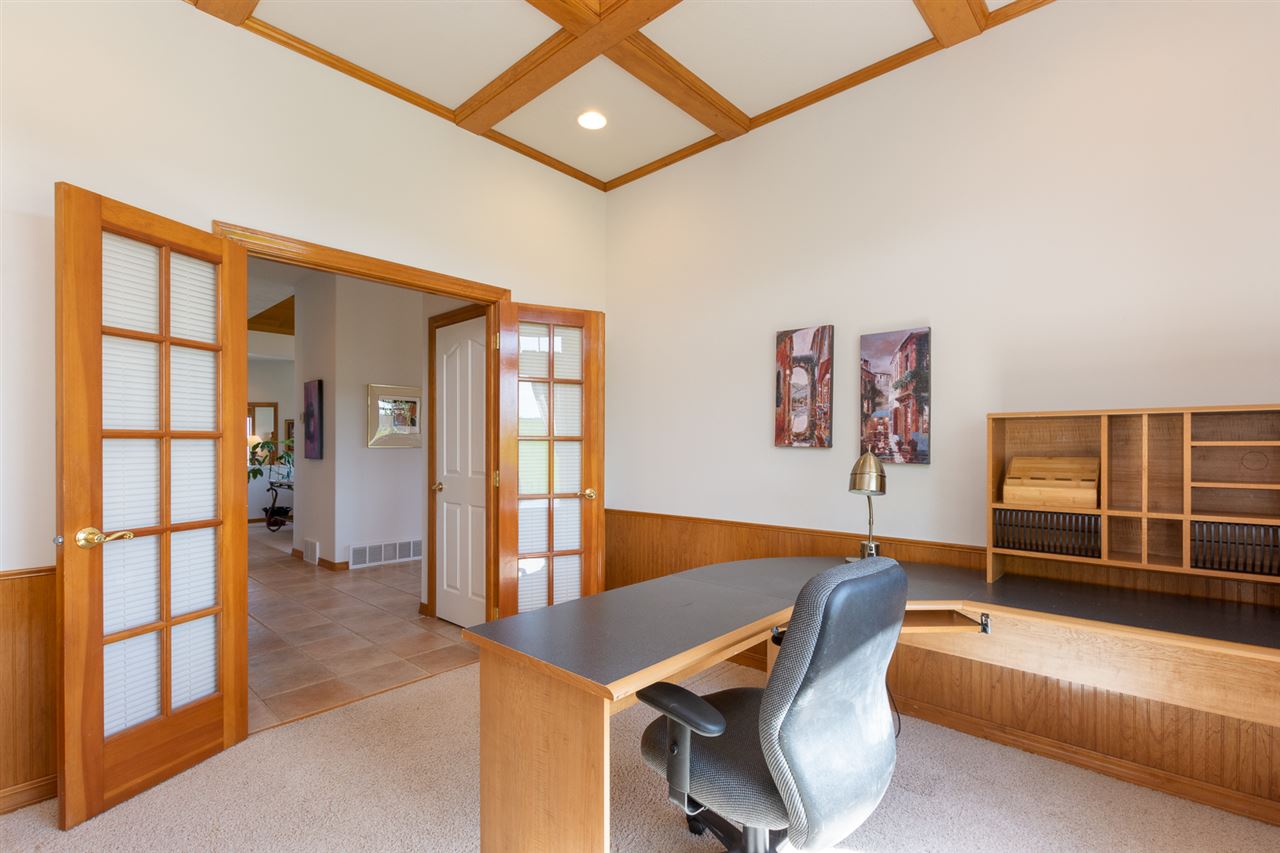 606 East Burk Road Colbert, WA 99005 - Photo 10 of 20
