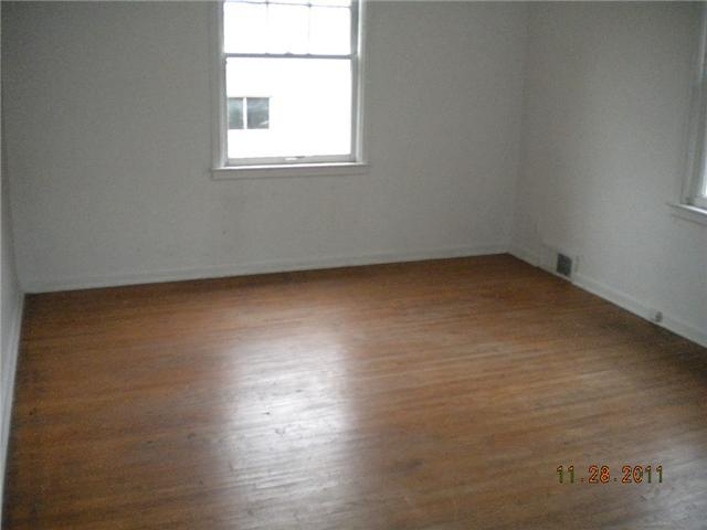 801 Berkley Road Indianapolis, IN 46208 - Photo 5 of 6 Gallery Image 5