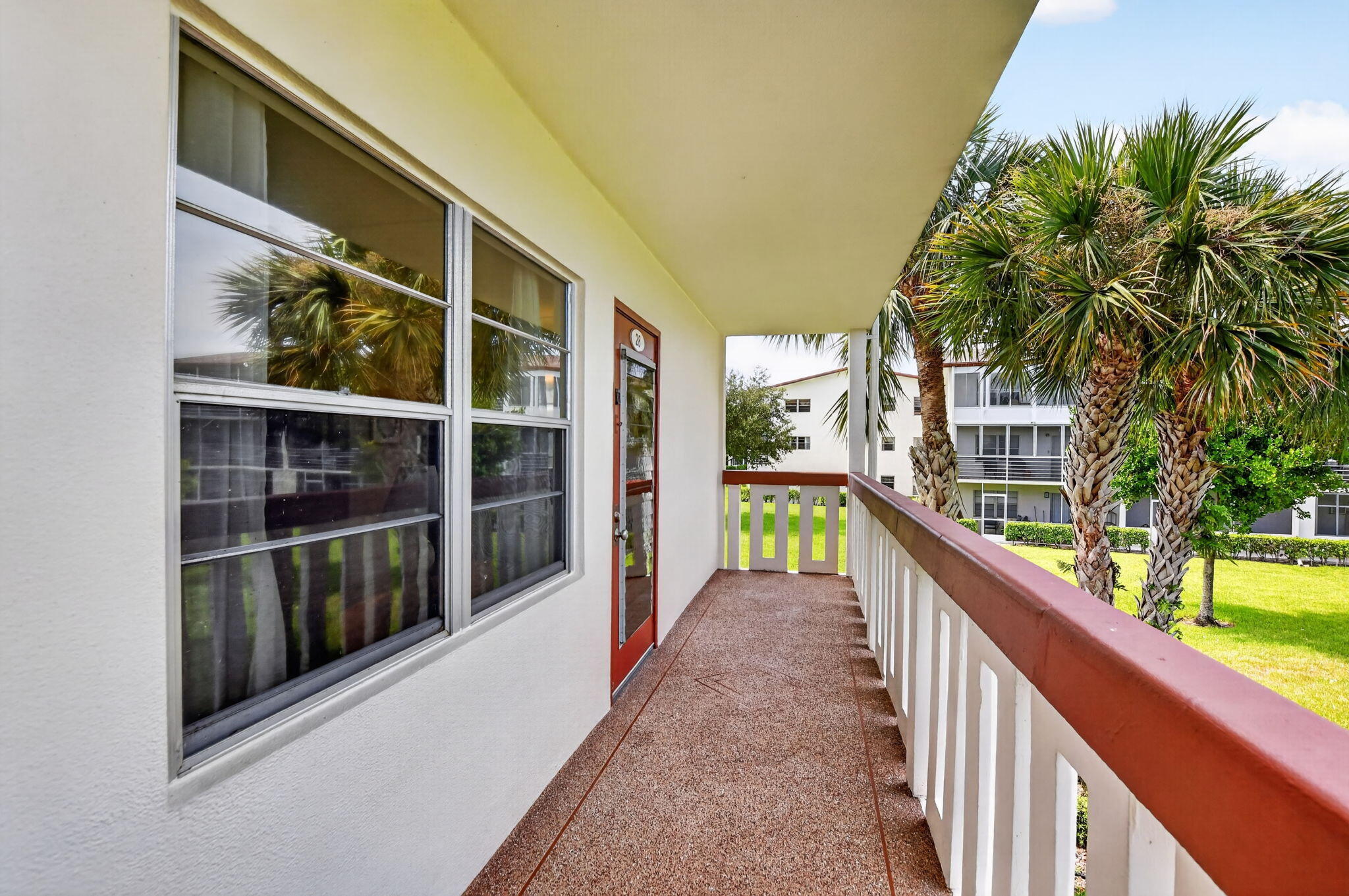 28 Brighton A, Unit 28 Boca Raton, FL 33434 - Photo 2 of 80 Entrance toUnit