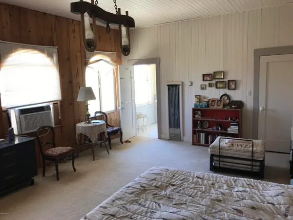 $1,200,000 | 166 Russell Ranch Road, Cuyama, CA 93254