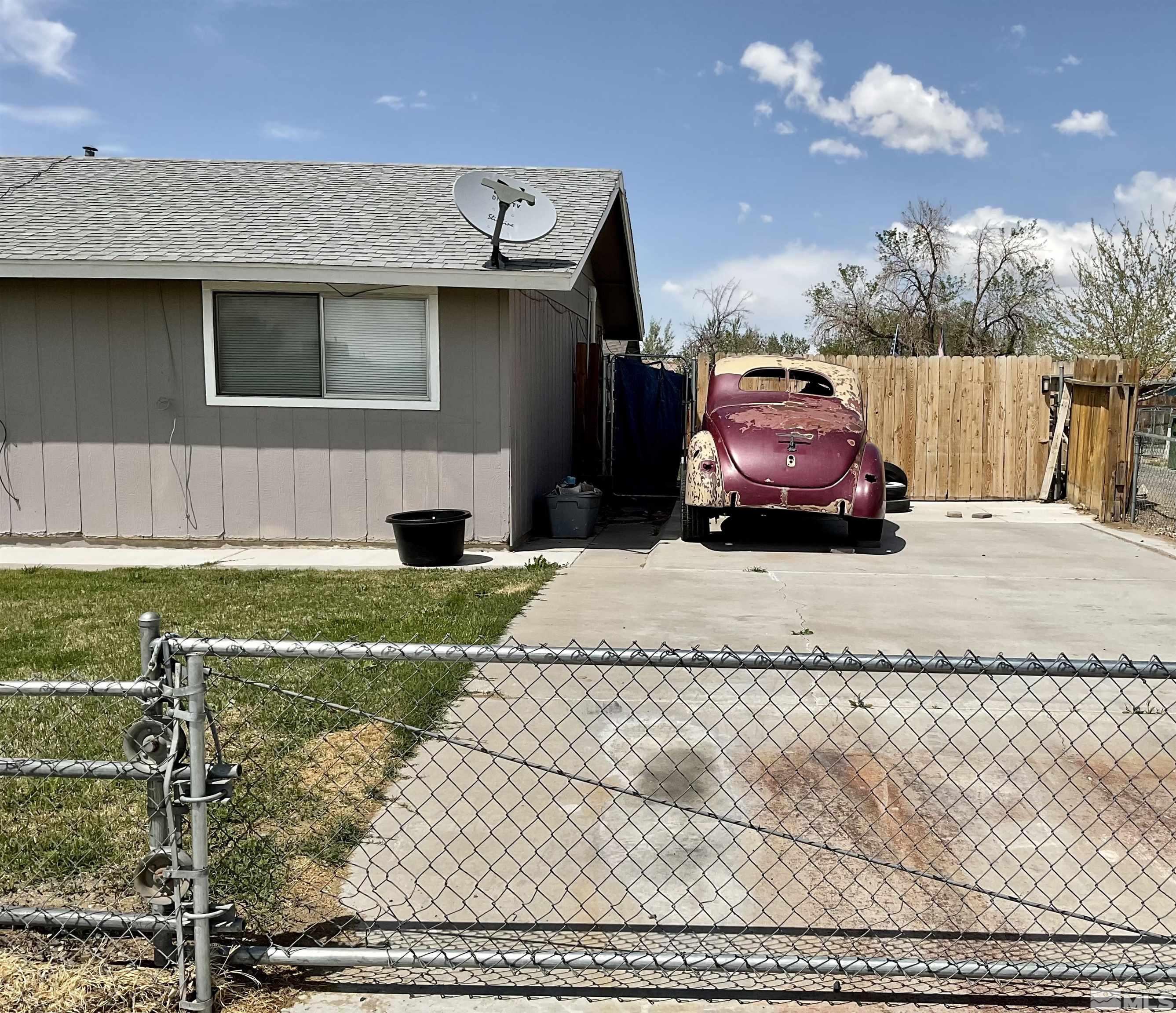 1081 Bonnie Lane Fallon, NV 89406 - Photo 3 of 16 Photo 3