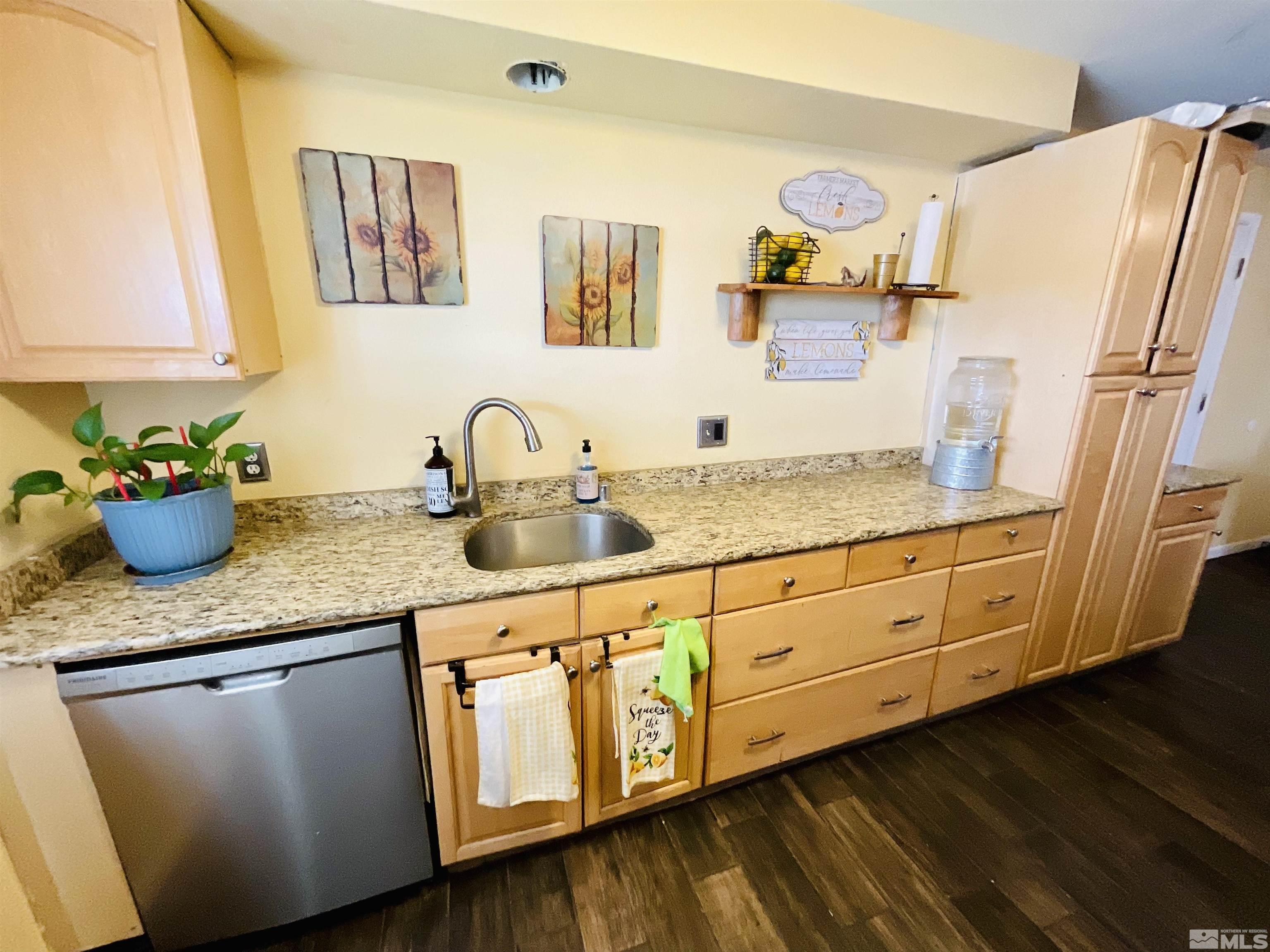 1081 Bonnie Lane Fallon, NV 89406 - Photo 4 of 16 Photo 4