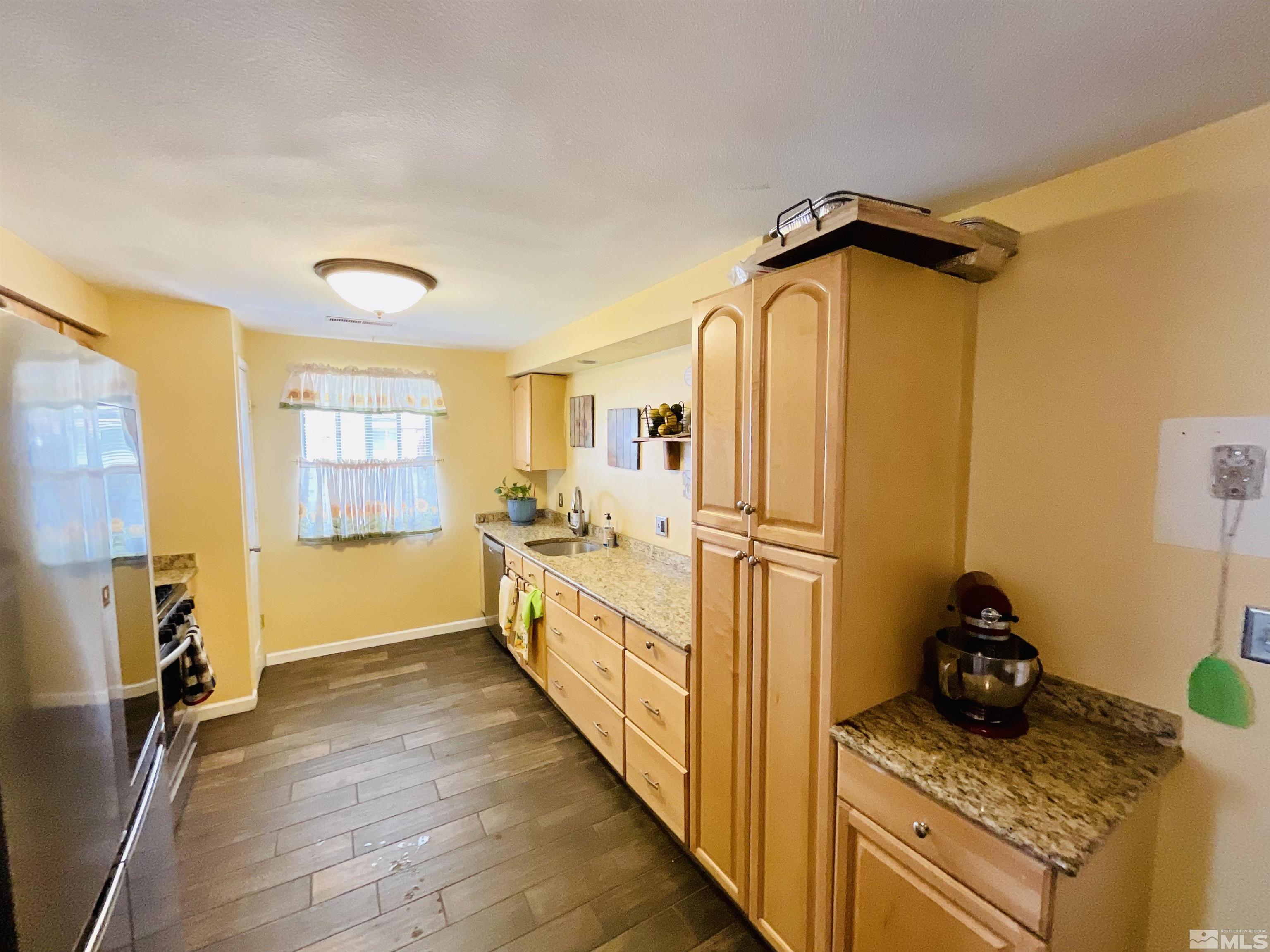 1081 Bonnie Lane Fallon, NV 89406 - Photo 6 of 16 Photo 6