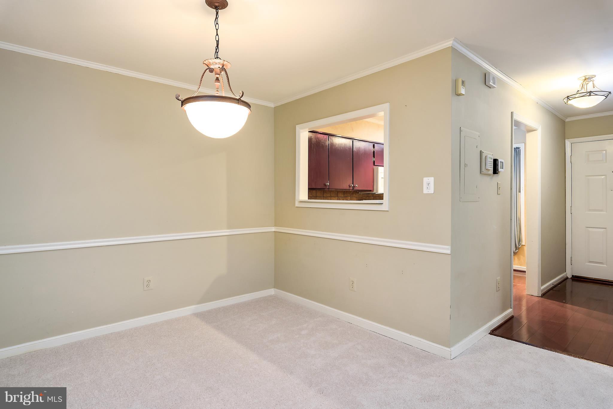 243 Loudoun Street Southwest, Unit D Leesburg, VA 20175 - Photo 5 of 21 Dining Room