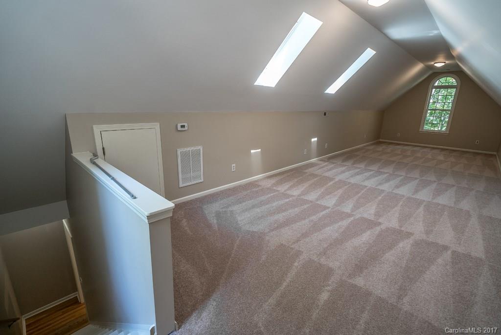 1430 Doe Ridge Lane Fort Mill, SC 29715 - Photo 21 of 24 Gallery Image 21