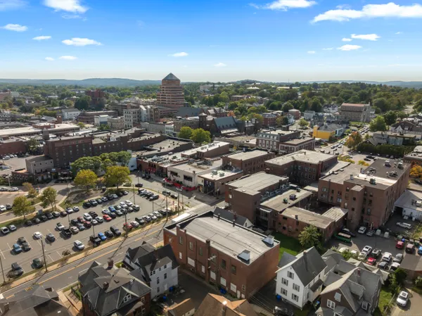 $935,000 | 54 Washington Street, Middletown, CT 06457
