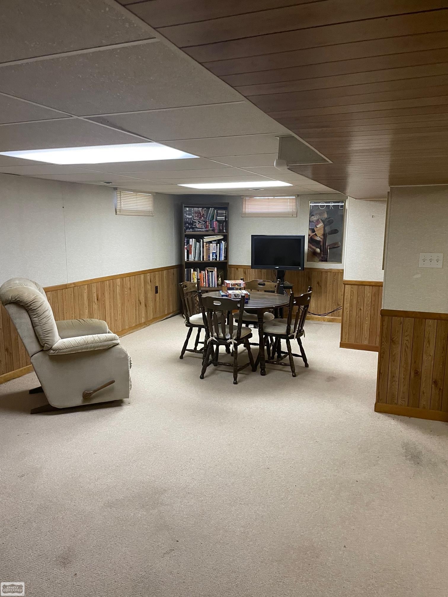 18385 21 Mile Road Macomb, MI 48044 - Photo 28 of 44 50086088-29.JPG