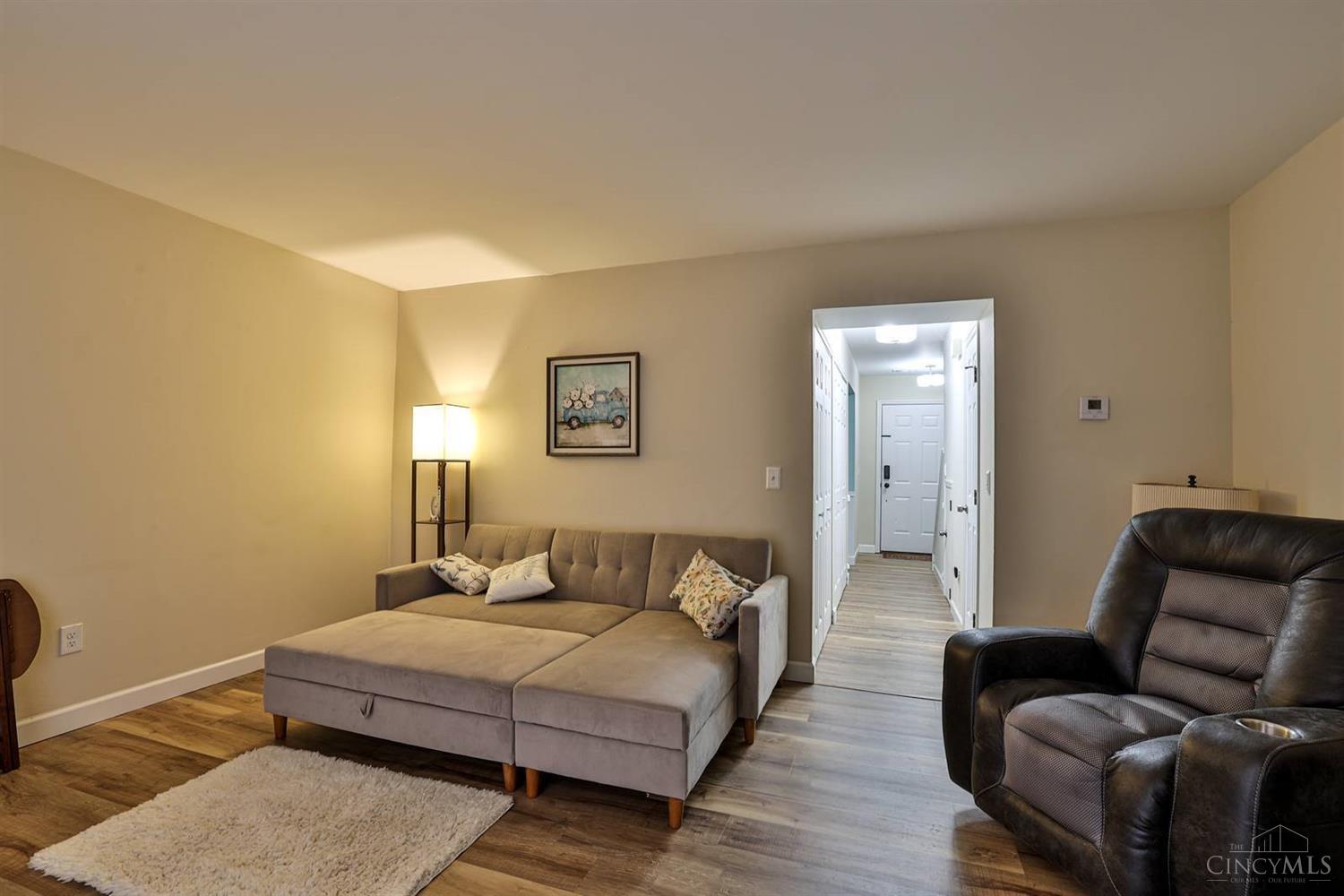 1177 Witt Road Cincinnati, OH 45255 - Photo 8 of 25 Gallery Image 8
