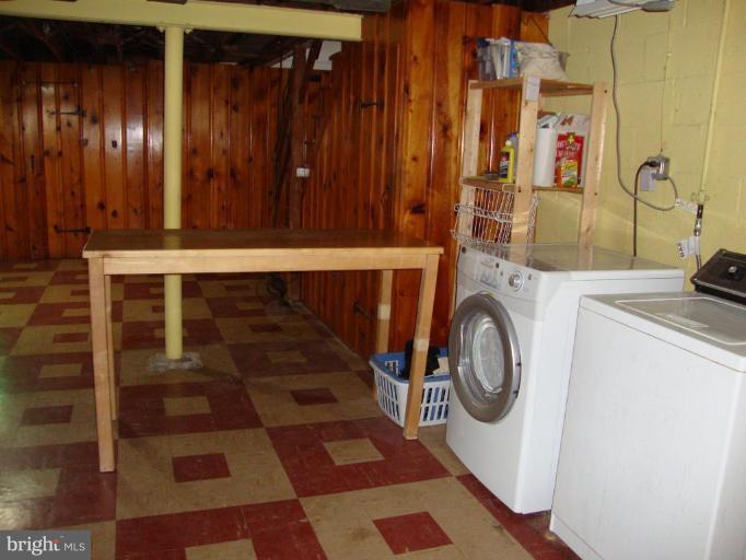 5476 Addington Road Baltimore, MD 21207 - Photo 15 of 17 Laundry Area 1