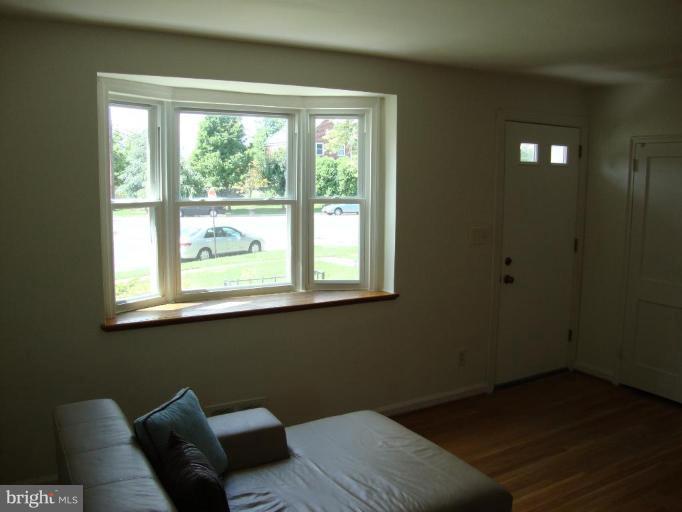 5476 Addington Road Baltimore, MD 21207 - Photo 4 of 17 Living Room #3