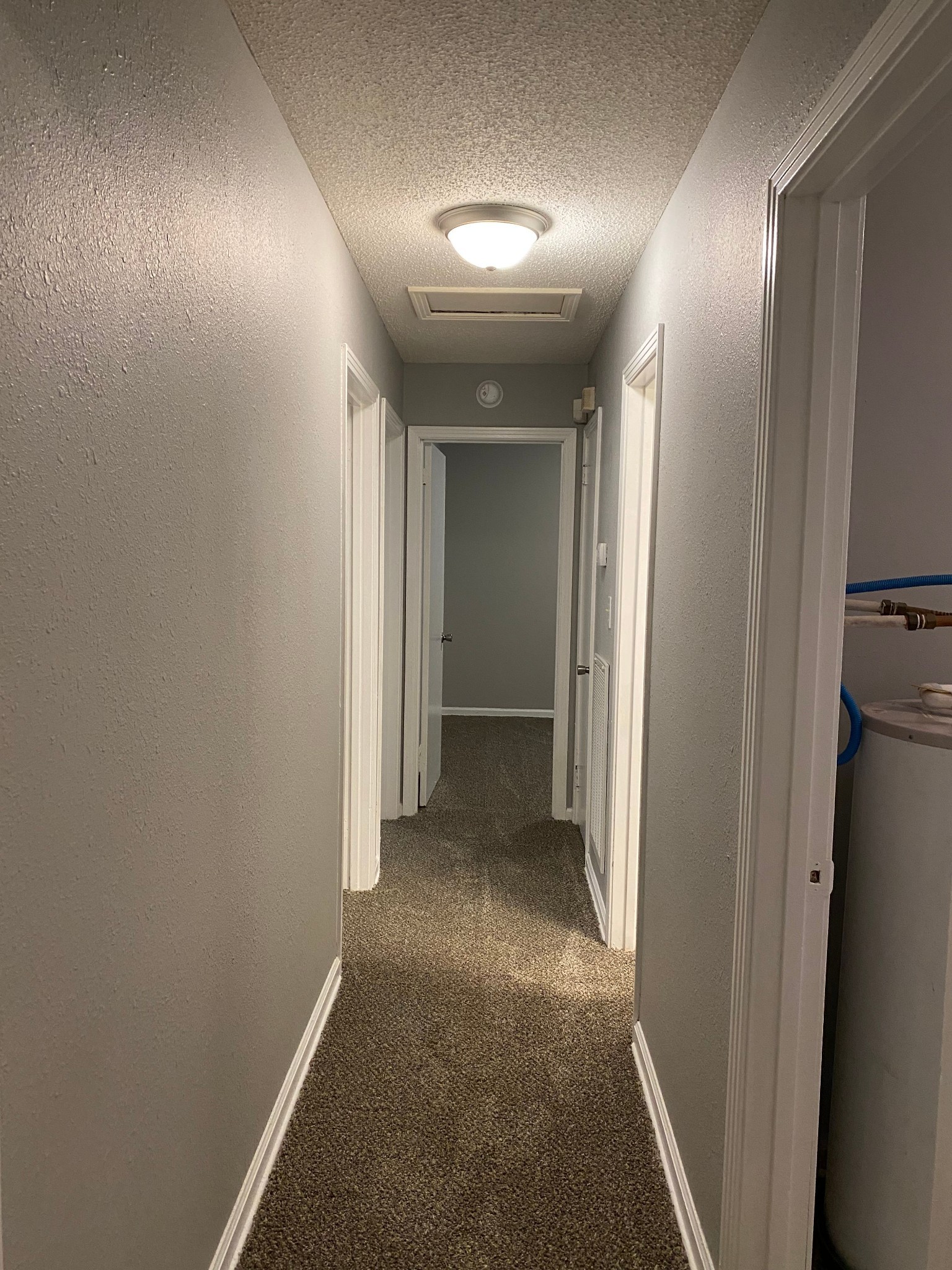222 North 11th Street Clarksville, TN 37040 - Photo 5 of 14 a view of a hallway