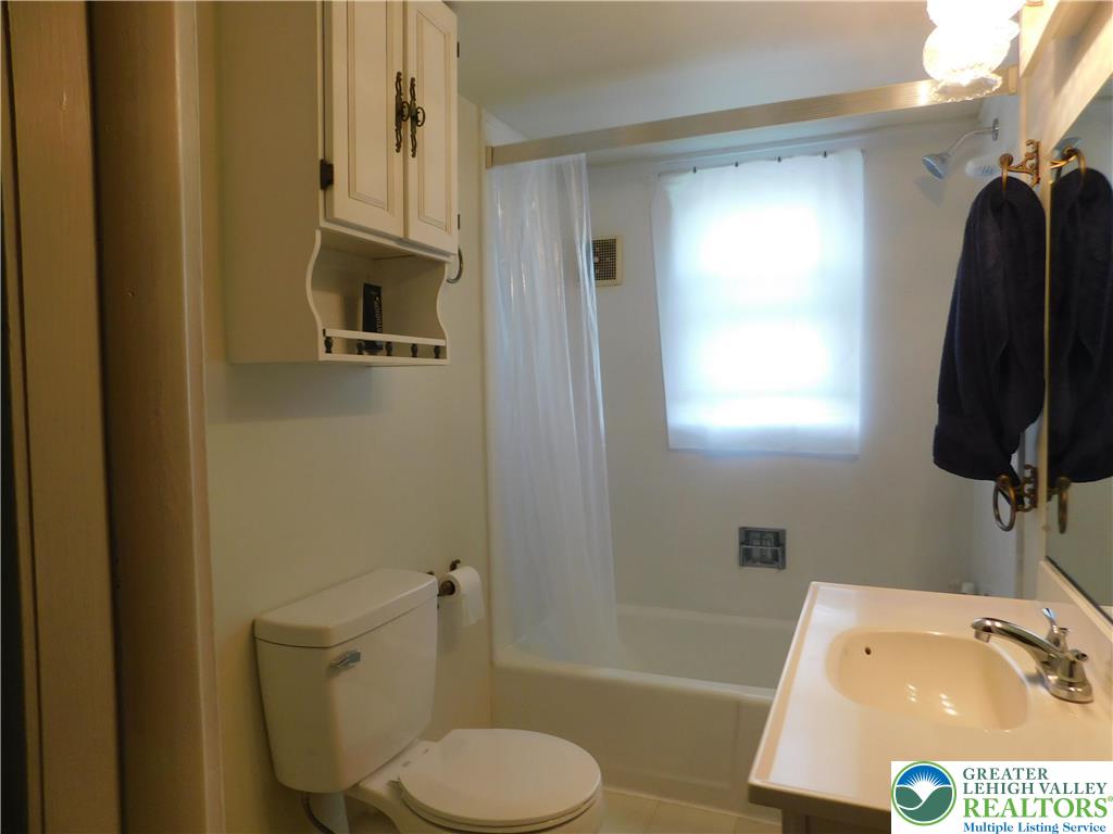 3023 Middletown Road Bethlehem, PA 18020 - Photo 17 of 28 a bathroom with a sink toilet and shower