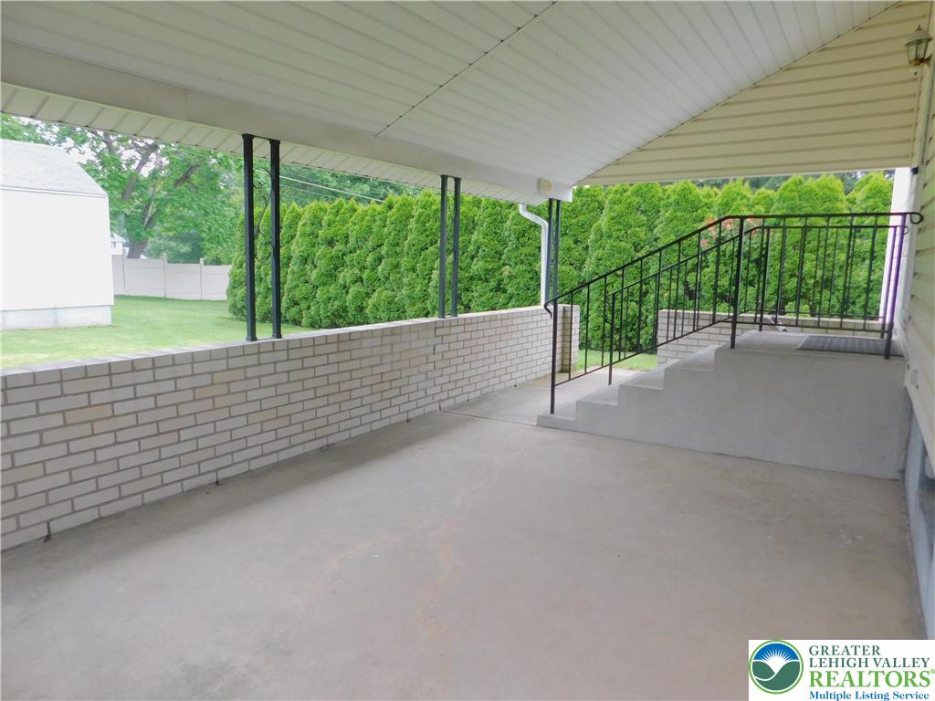 3023 Middletown Road Bethlehem, PA 18020 - Photo 21 of 28 a view of a garden