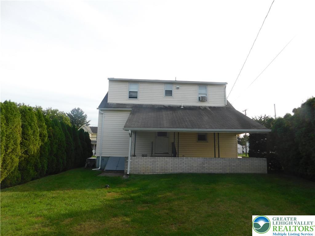 3023 Middletown Road Bethlehem, PA 18020 - Photo 22 of 28 a view of a yard in front of a house