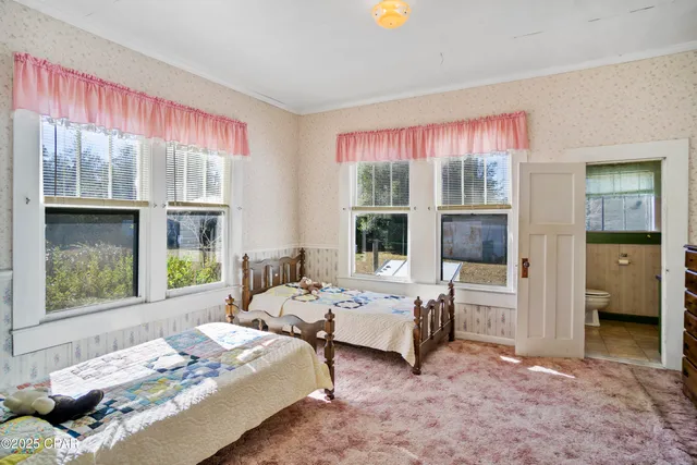 $159,900 | 16090 Southeast Pear Street, Blountstown, FL 32424