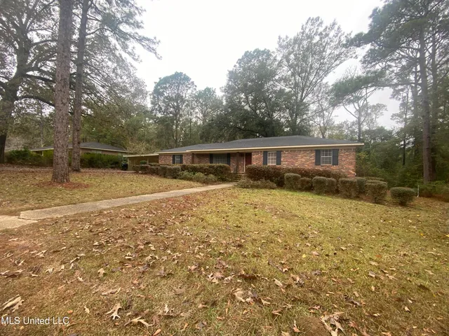 $266,000 | 121 Ridgecrest Street, Lucedale, MS 39452