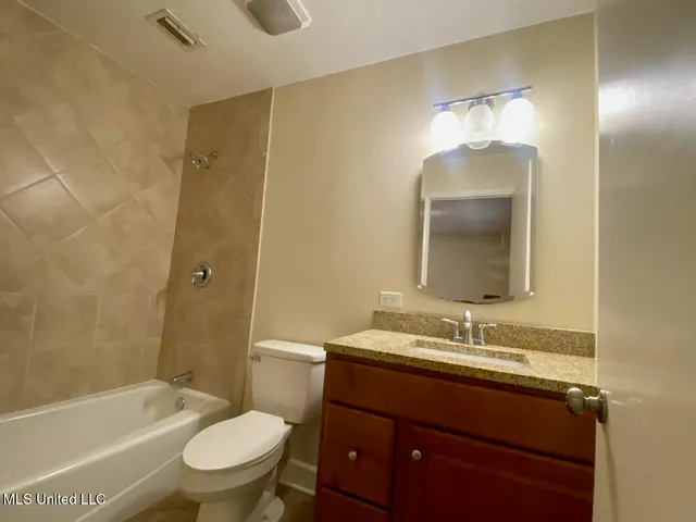 $266,000 | 121 Ridgecrest Street, Lucedale, MS 39452