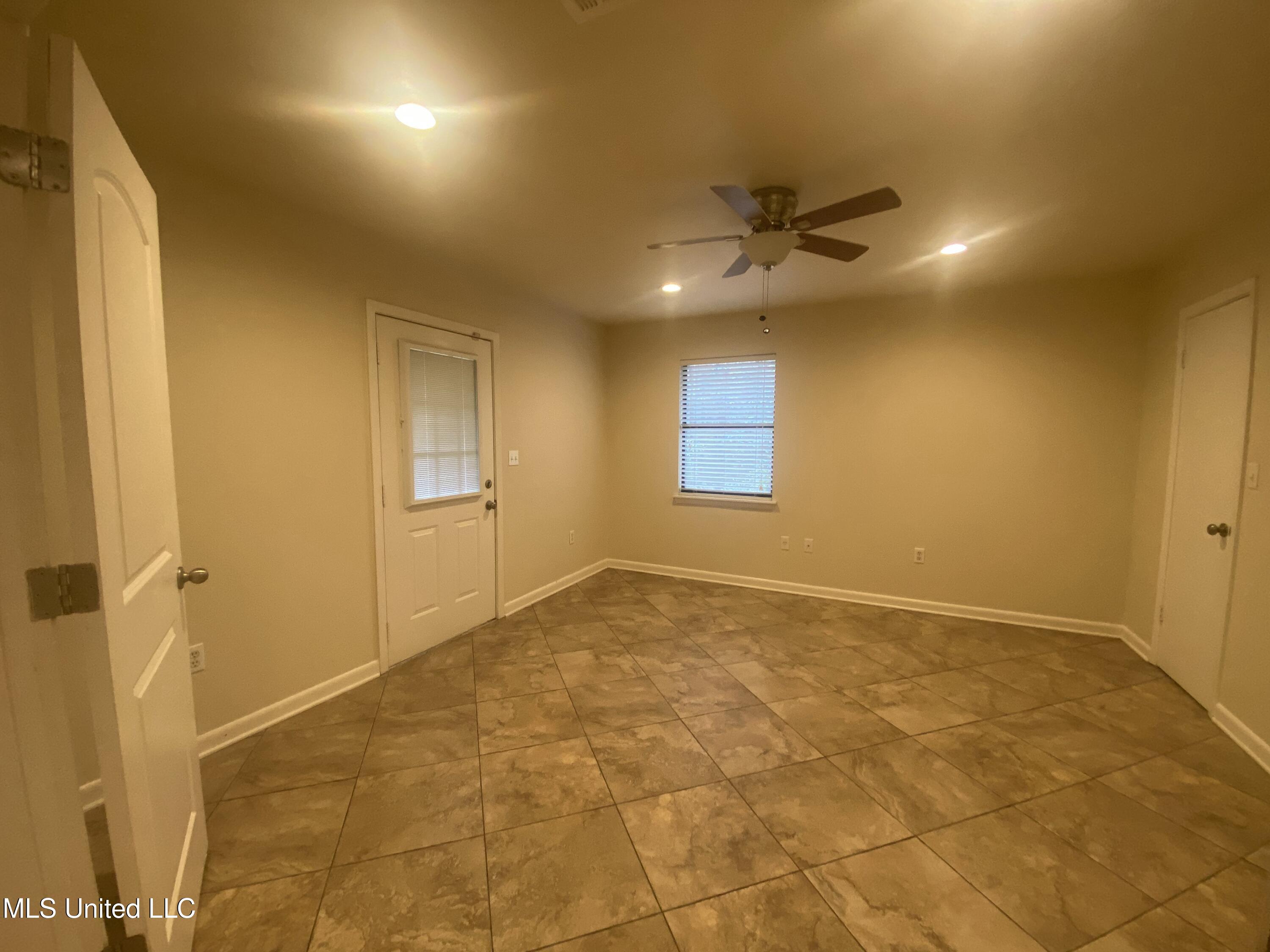 121 Ridgecrest Street Lucedale, MS 39452 - Photo 42 of 46 IMG_7621