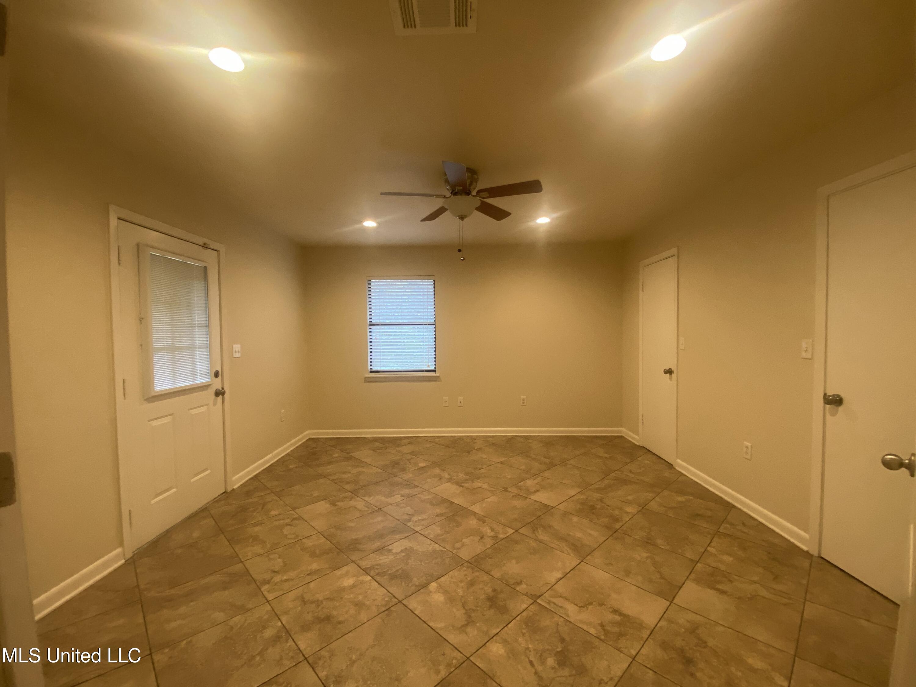 121 Ridgecrest Street Lucedale, MS 39452 - Photo 43 of 46 IMG_7622