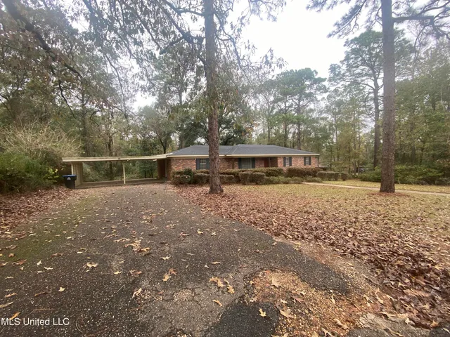 $266,000 | 121 Ridgecrest Street, Lucedale, MS 39452