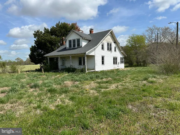 $349,900 | 31379 Boggs Road, Painter, VA 23420
