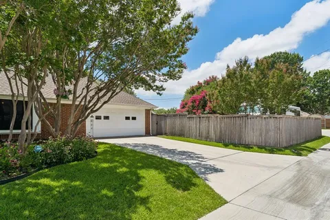$499,900 | 213 Mesa Drive, Sunnyvale, TX 75182
