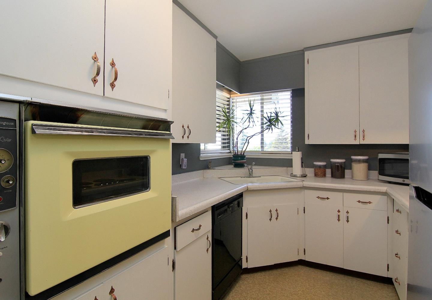 286 Hames Road Watsonville, CA 95076 - Photo 5 of 11 Gallery Image 5