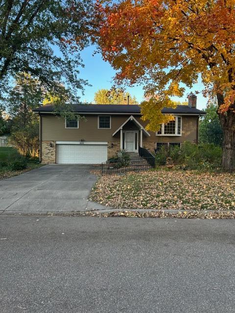 6055 Scenic Road Minnetonka, MN 55345 - Photo 1 of 1 Gallery Image 1