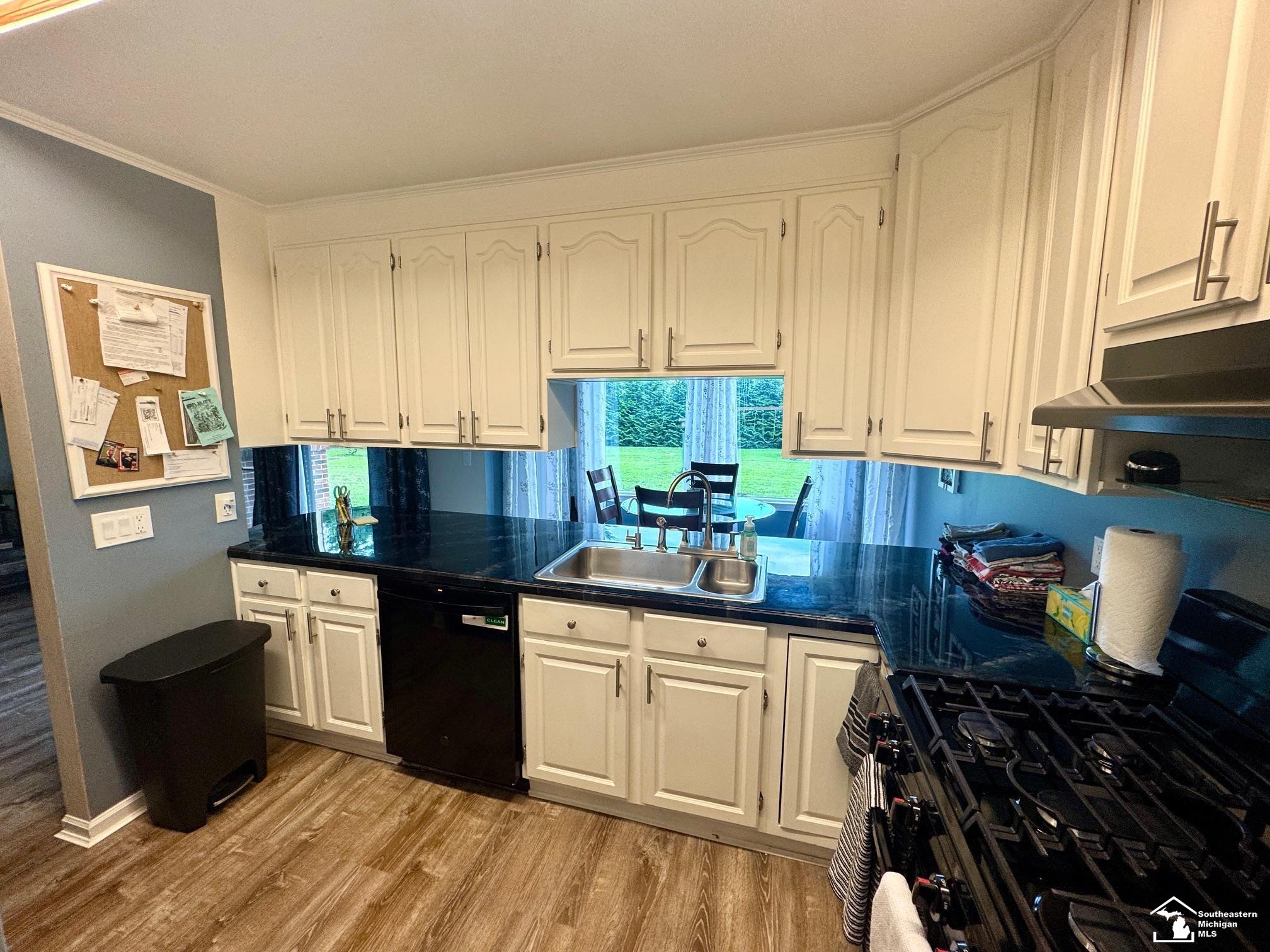 5711 Wells Road Petersburg, MI 49270 - Photo 6 of 43 50182104-5f42a6c8-9691-45ee-b3ff-19852706ca11.JPG