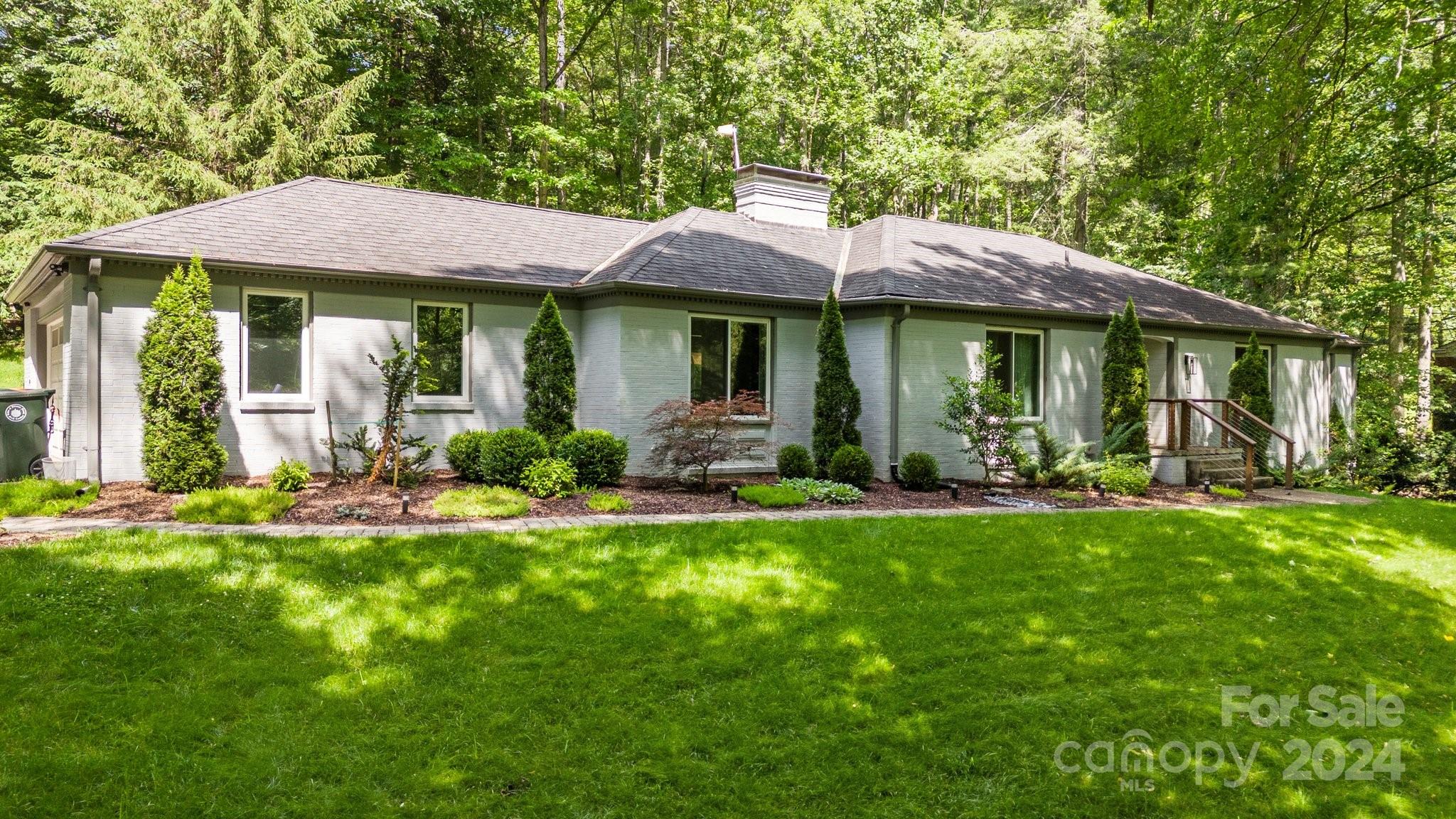 11 Brookside Road Asheville, NC 28803 - Photo 1 of 48 Gallery Image 1