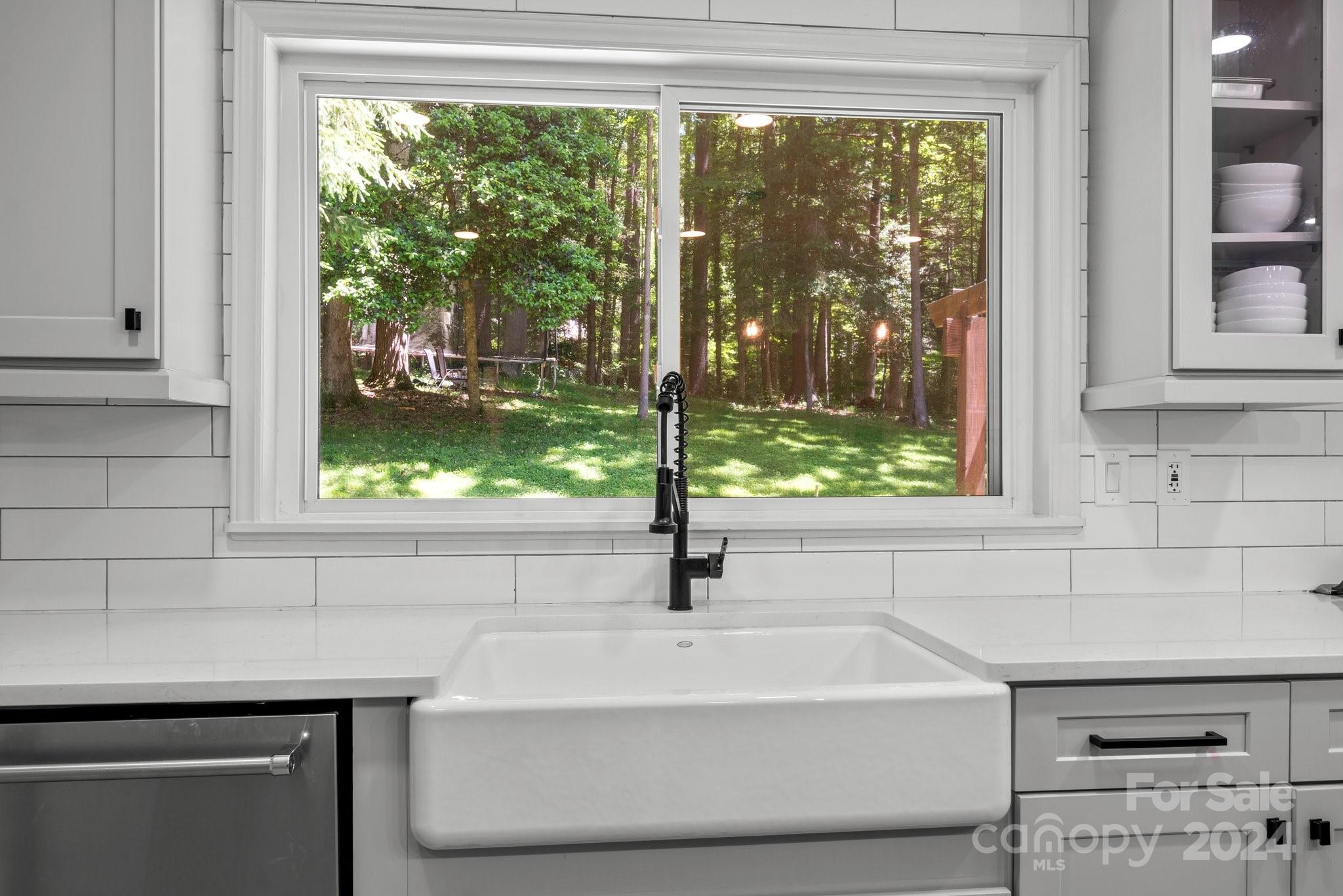 11 Brookside Road Asheville, NC 28803 - Photo 16 of 48 Gallery Image 16