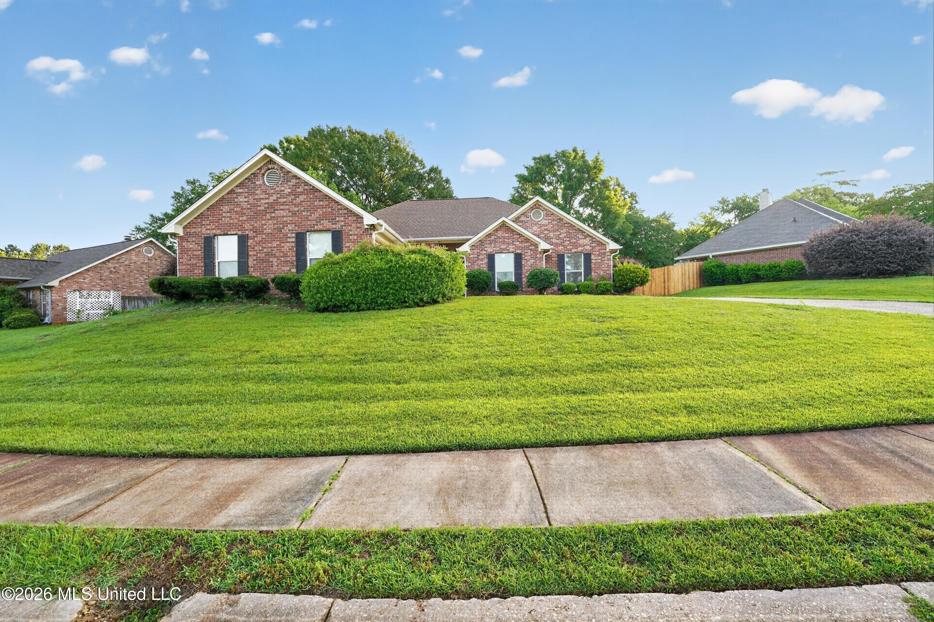 114 Spring Valley Drive Brandon, MS 39047 - Photo 3 of 30 03_114_Spring_Valley_Dr-Exterior-6991