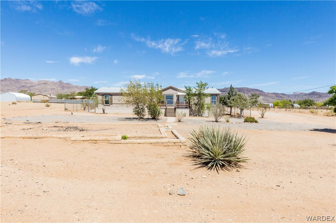 202 South Hope Road Golden Valley, AZ 86413 - Photo 15 of 50
