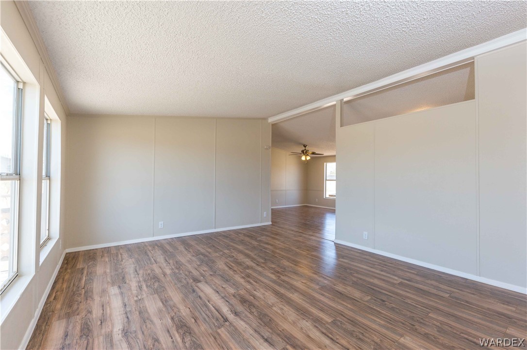 202 South Hope Road Golden Valley, AZ 86413 - Photo 3 of 50