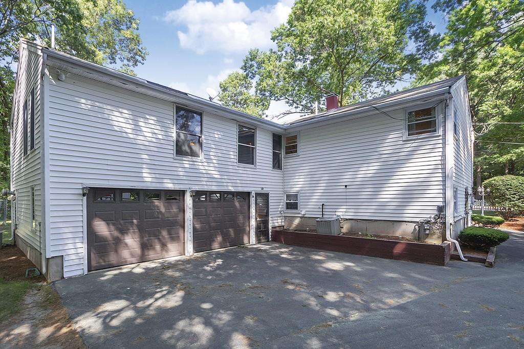 38 Heritage Road Billerica, MA 01821 - Photo 32 of 34