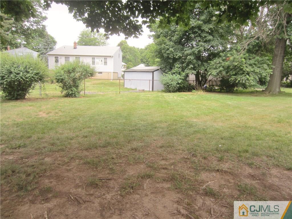 336 Old Post Road Edison, NJ 08817 - Photo 15 of 15 a view of a house with backyard and garden