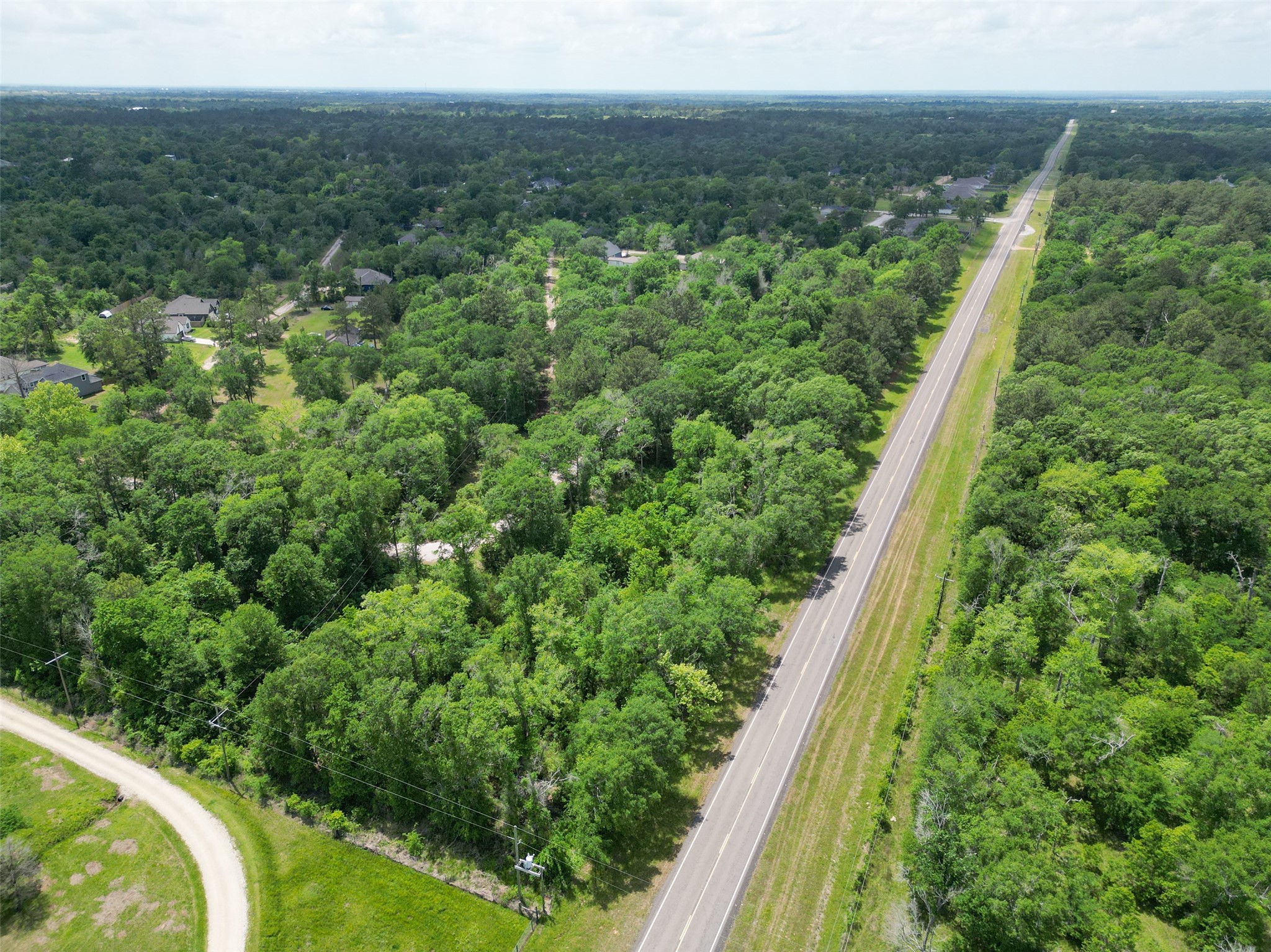 38006 Park View Drive Hempstead, TX 77445 - Photo 13 of 34 a view of a yard with an outdoor space