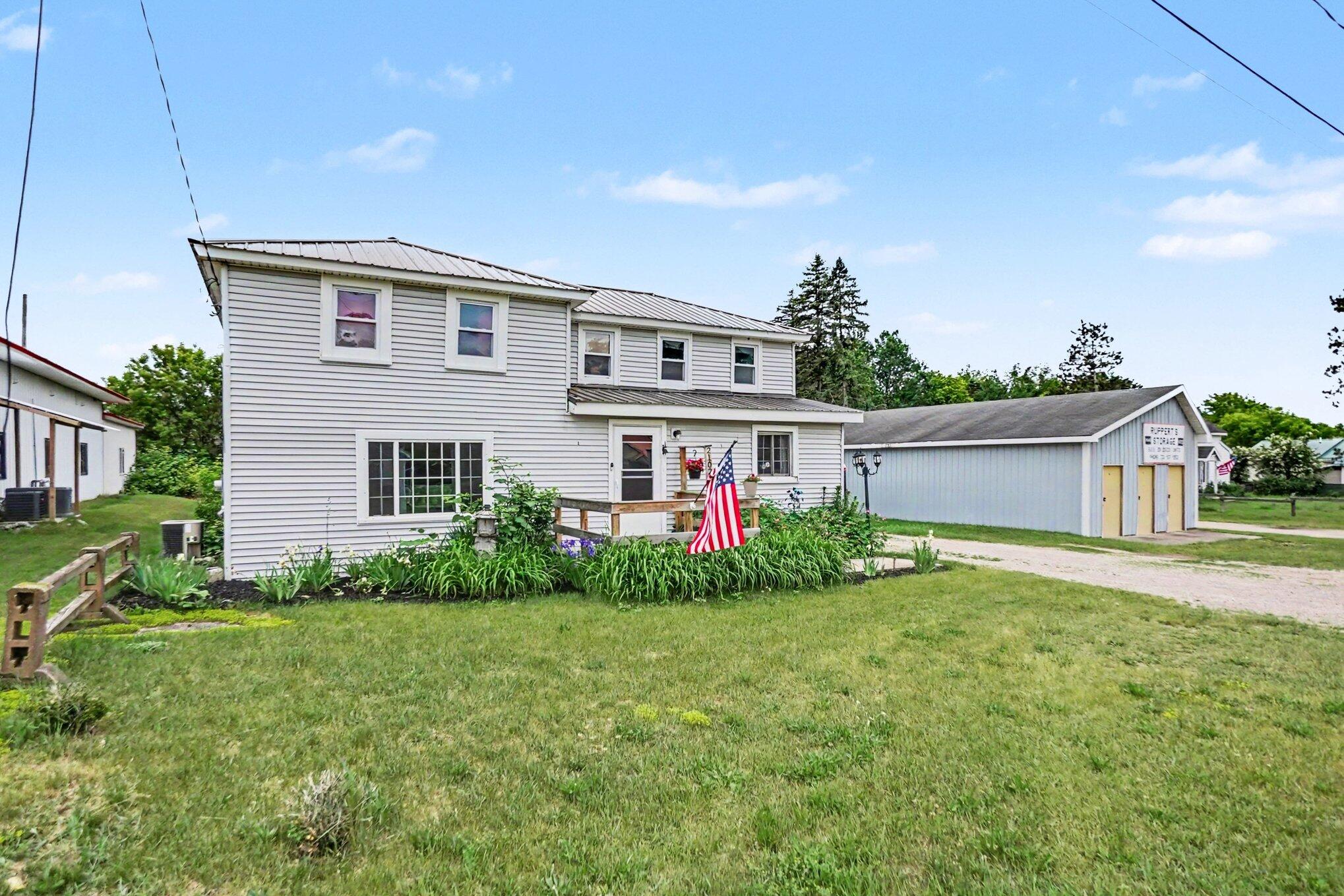 21029 11 Mile Road Reed City, MI 49677 - Photo 2 of 27 002_file_1509