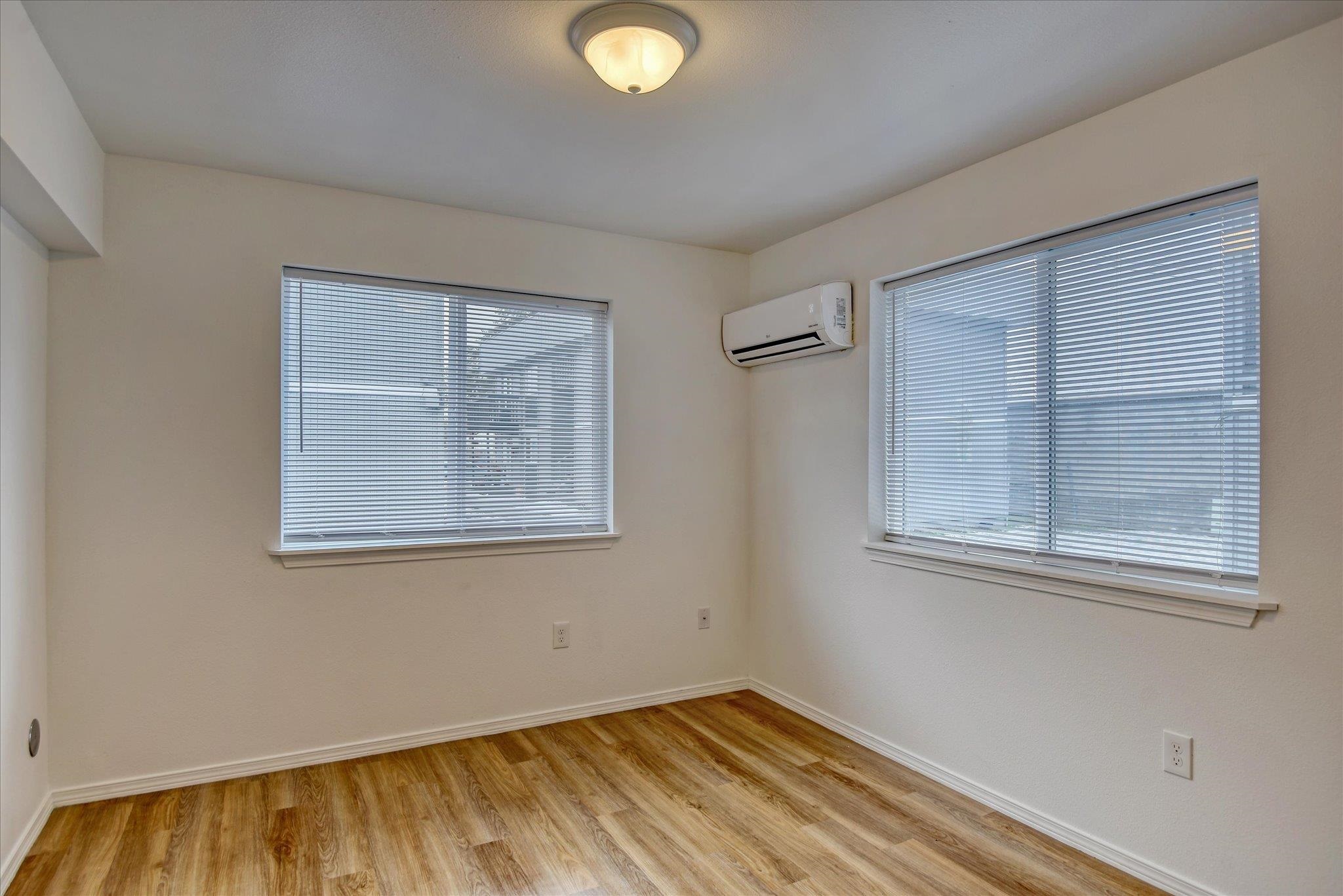 3002 North Crestline Street Spokane, WA 99207 - Photo 14 of 38