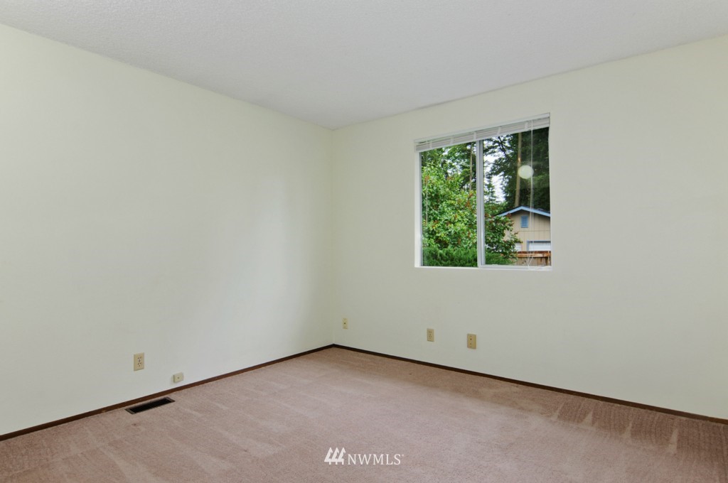 14013 Southeast 194th Street Renton, WA 98058 - Photo 12 of 19 Gallery Image 12