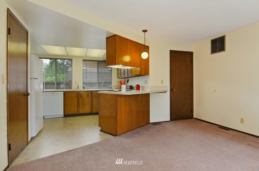 14013 Southeast 194th Street Renton, WA 98058 - Photo 7 of 19 Gallery Image 7