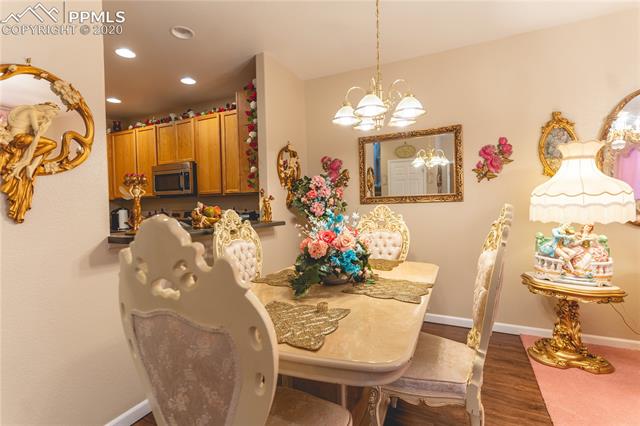 4112 Diamond Ridge View Colorado Springs, CO 80918 - Photo 7 of 28