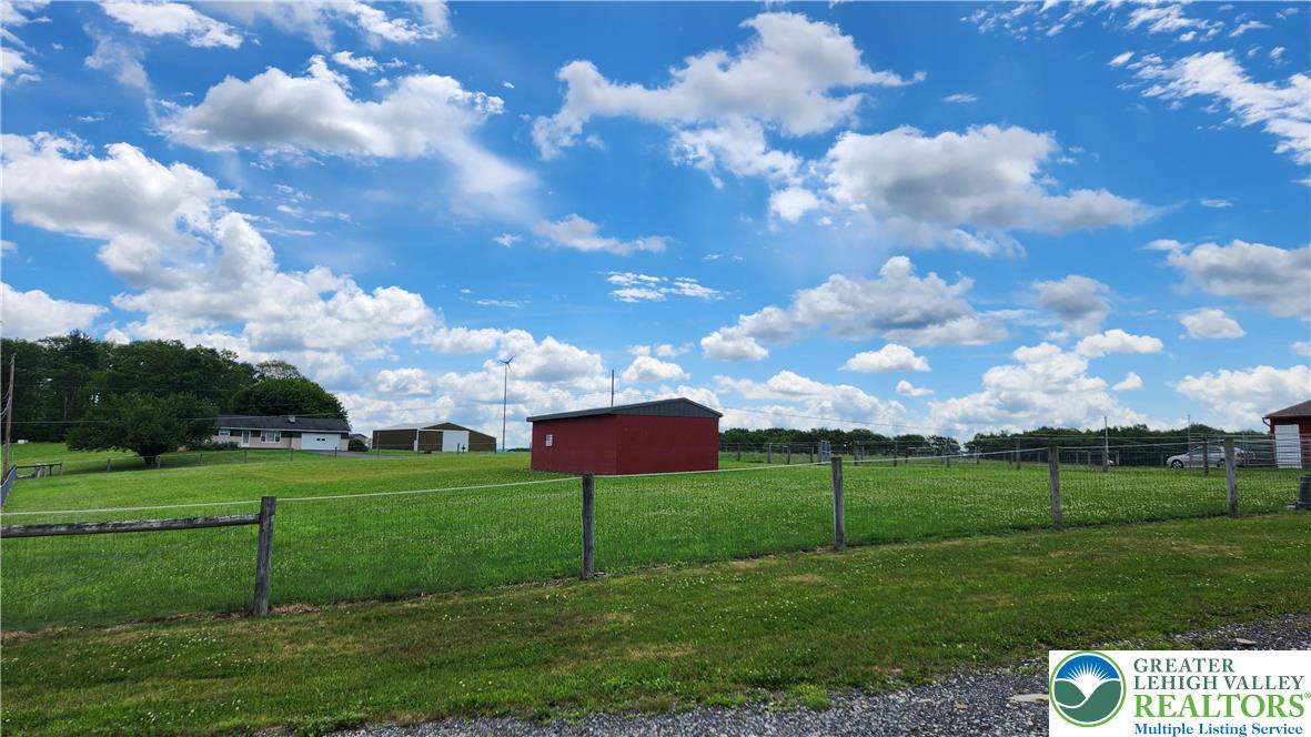 185 Ridge Cup Road New Ringgold, PA 17960 - Photo 6 of 20