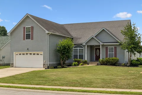 $324,900 | 3708 Kendra Court South, Clarksville, TN 37040