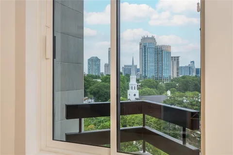 $850,000 | 2660 Peachtree Road Northwest, Unit 15G, Atlanta, GA 30305