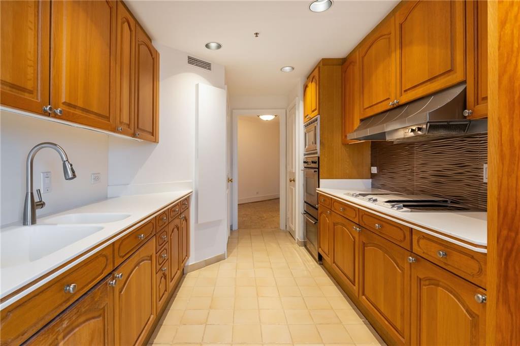 2660 Peachtree Road Northwest, Unit 15G Atlanta, GA 30305 - Photo 15 of 47
