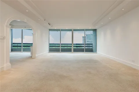 $850,000 | 2660 Peachtree Road Northwest, Unit 15G, Atlanta, GA 30305