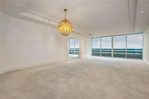 $850,000 | 2660 Peachtree Road Northwest, Unit 15G, Atlanta, GA 30305