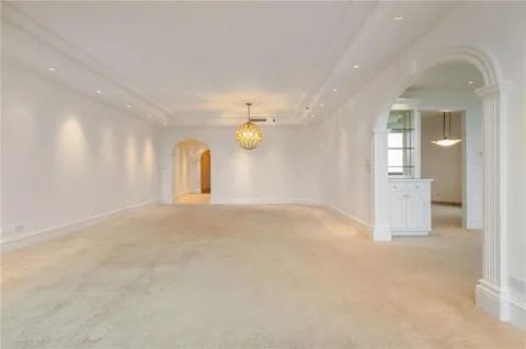 $850,000 | 2660 Peachtree Road Northwest, Unit 15G, Atlanta, GA 30305