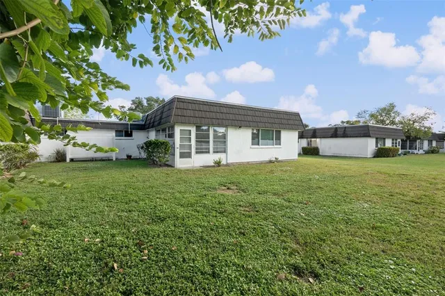 $230,000 | 3952 Ashwood Lane, Unit 37, Sarasota, FL 34232